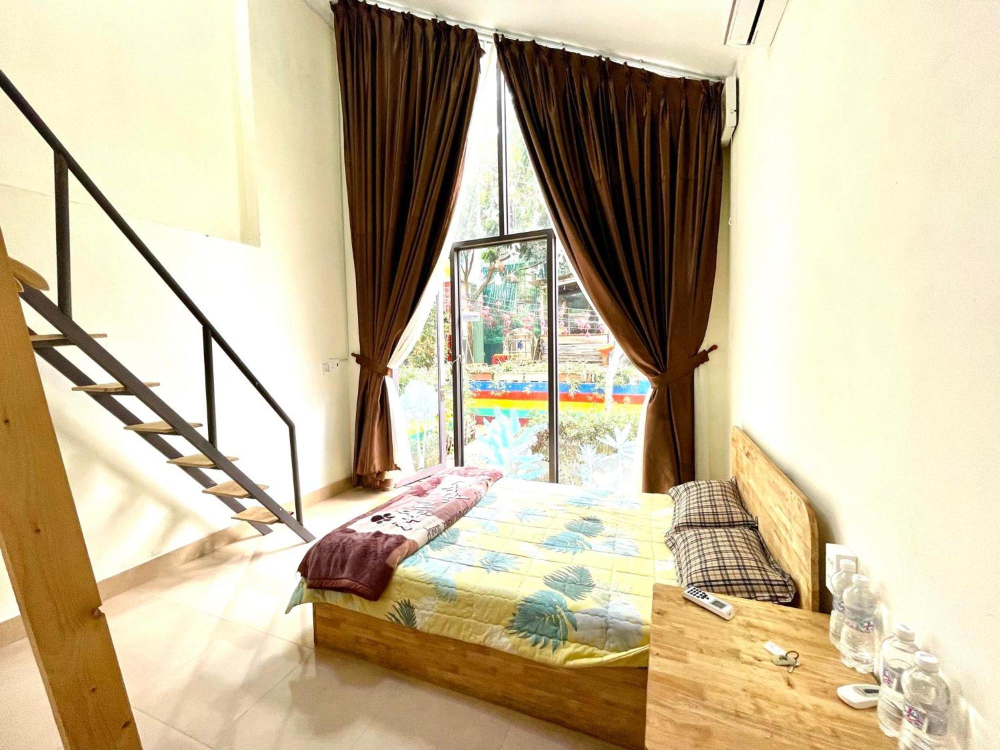 Lake View Homestay Pleiku Ngoại thất bức ảnh