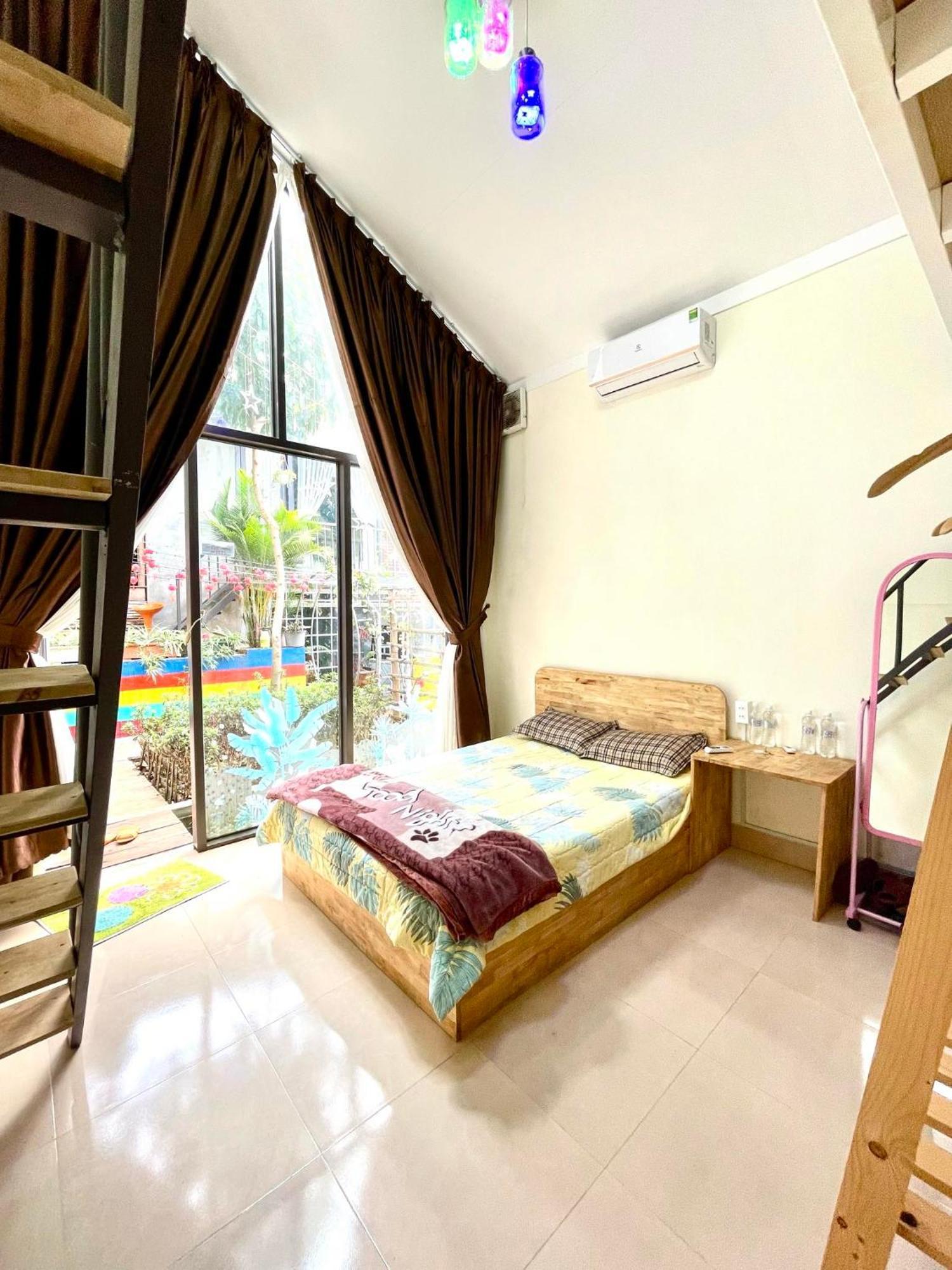 Lake View Homestay Pleiku Ngoại thất bức ảnh